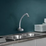 LLAVE PARA LAVADERO A LA PARED  AVANTE - VAINSA - Imagen 4