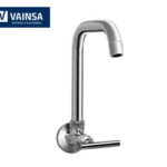 LLAVE PARA  LAVADERO A LA PARED